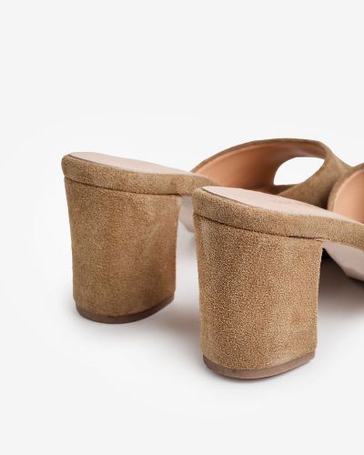 moustakis camel suede mules