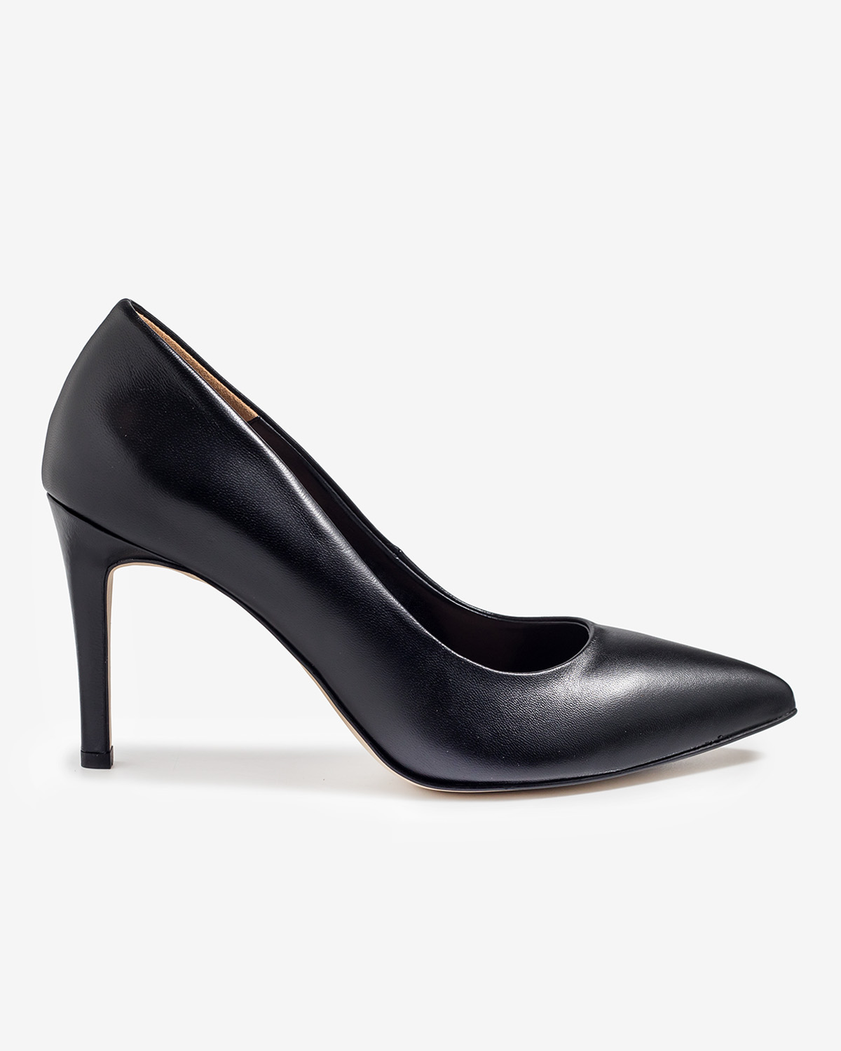 moustakis black leather pointed pumps moustakis black leather pointed pumps
