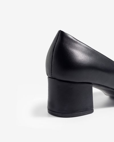 moustakis black leather slippers