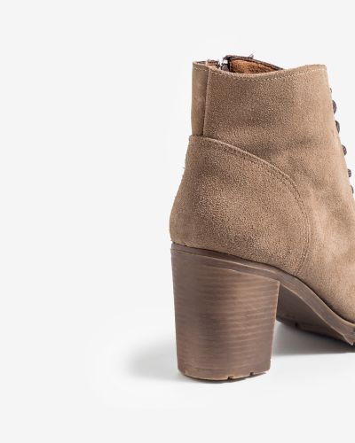moustakis cigar suede boots