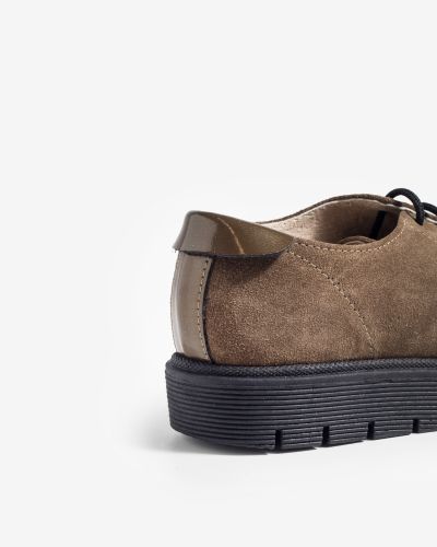 moustakis λαδί suede sneakers