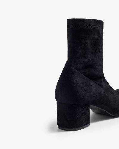 moustakis black boots
