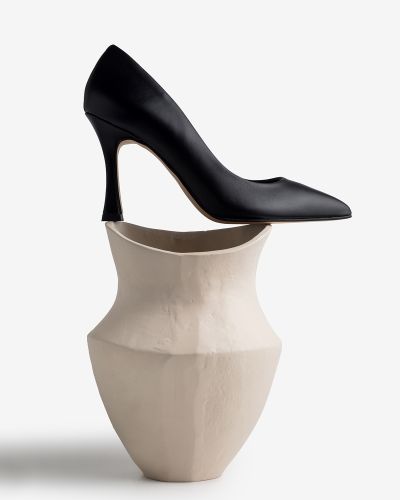 moustakis black leather bell pumps