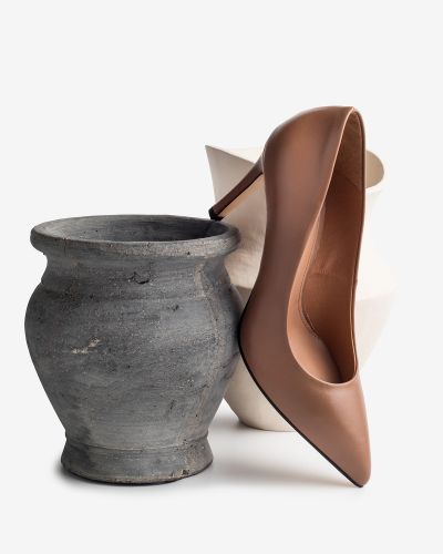 moustakis κάμελ δερμάτινες μυτερές γόβες