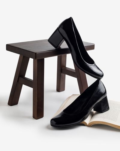 moustakis black patent leather slippers