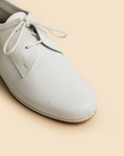 moustakis λευκά δερμάτινα oxfords