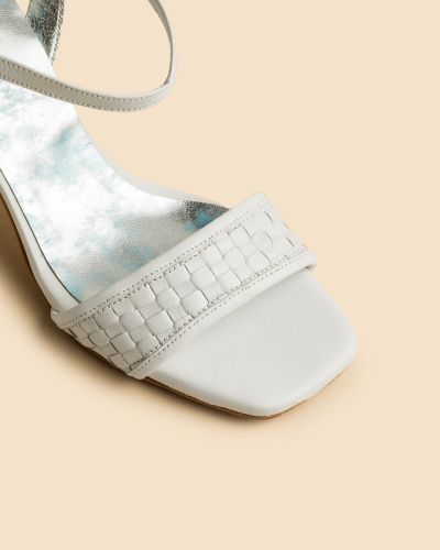 moustakis square-toe heels in white leather