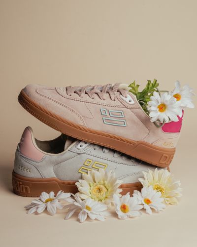 D. Franklin γαλάζια suede sneakers