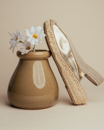 FABIOLAS χρυσές δερμάτινες εσπαντρίγιες slingback